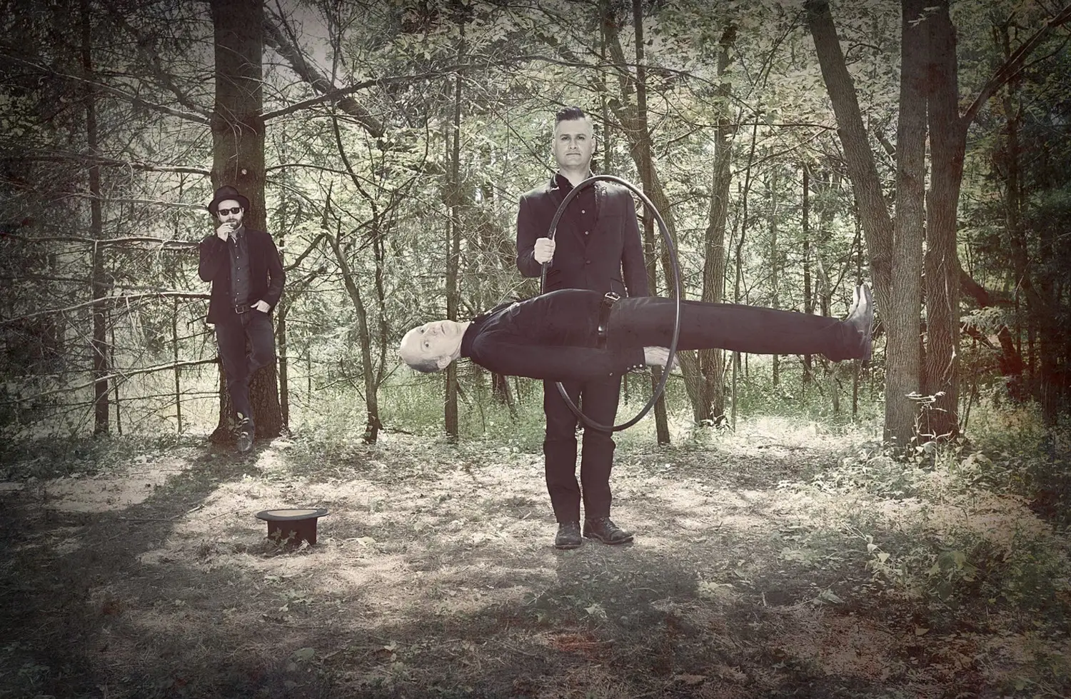 Elliott BROOD release 'Ghost Gardens' and tour Europe this November/December